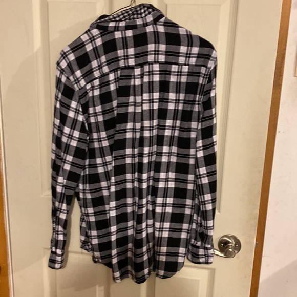 Womens flannel shirt size large - Picture 3 of 4
